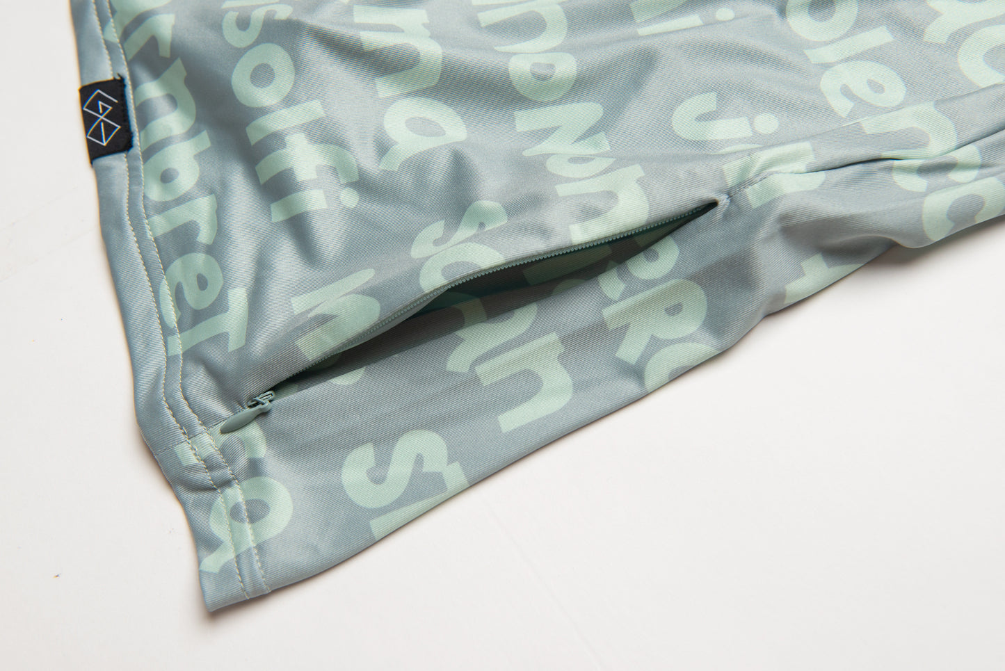 Tee Time Pockets - Climbing Greats